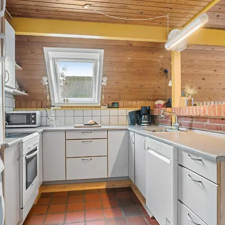 3 Bedroom Lovely In