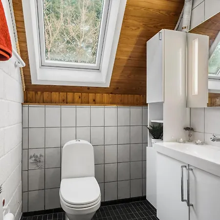 3 Bedroom Lovely In بيت للعطل