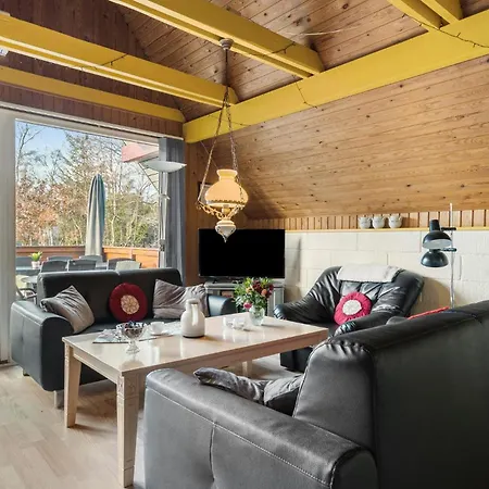 3 Bedroom Lovely In * Fårvang