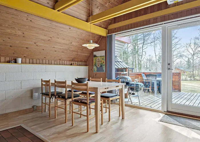 Ferienhaus 3 Bedroom Lovely In